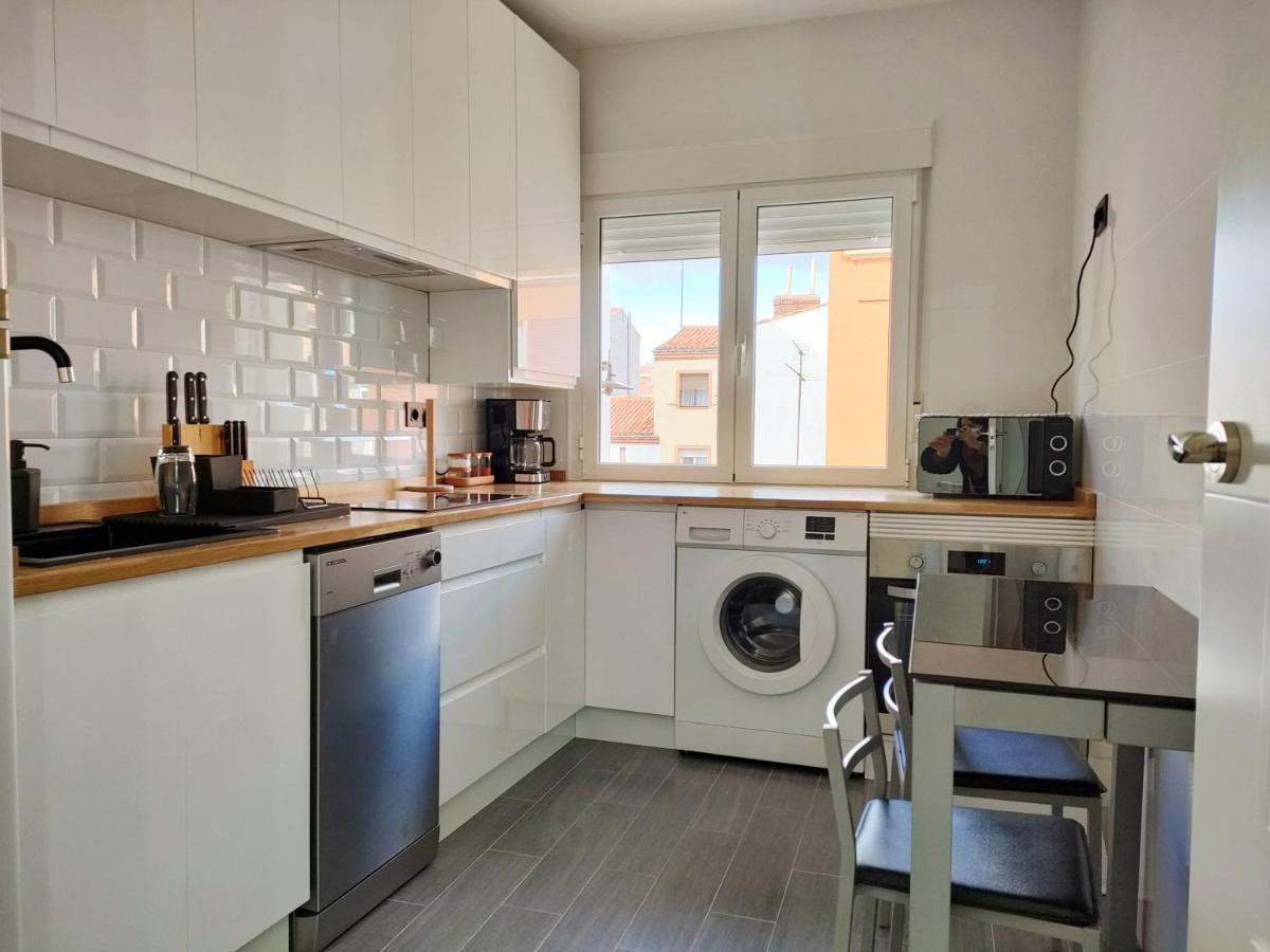 Housingleon Velarde Apartment ภายนอก รูปภาพ