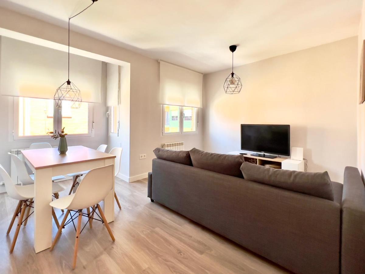 Housingleon Velarde Apartment ภายนอก รูปภาพ