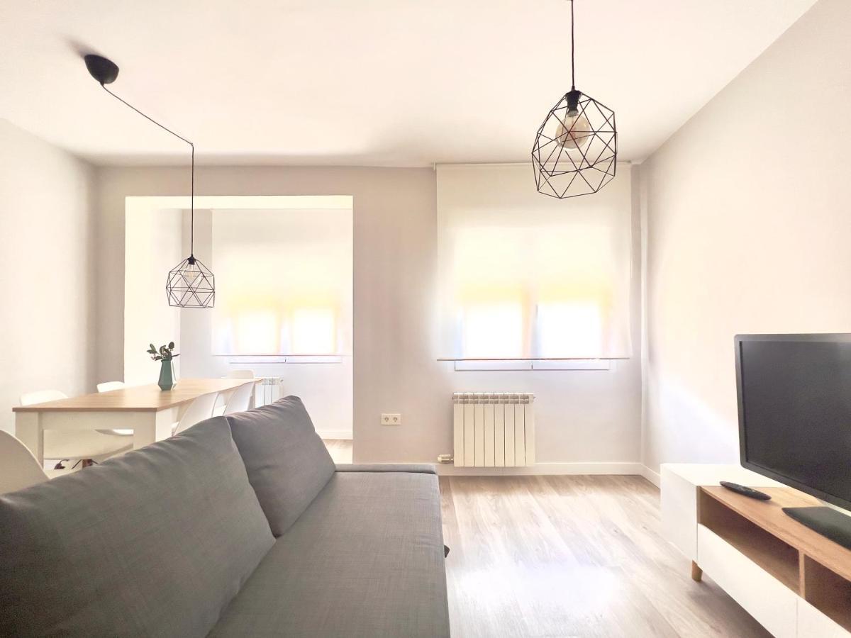 Housingleon Velarde Apartment ภายนอก รูปภาพ